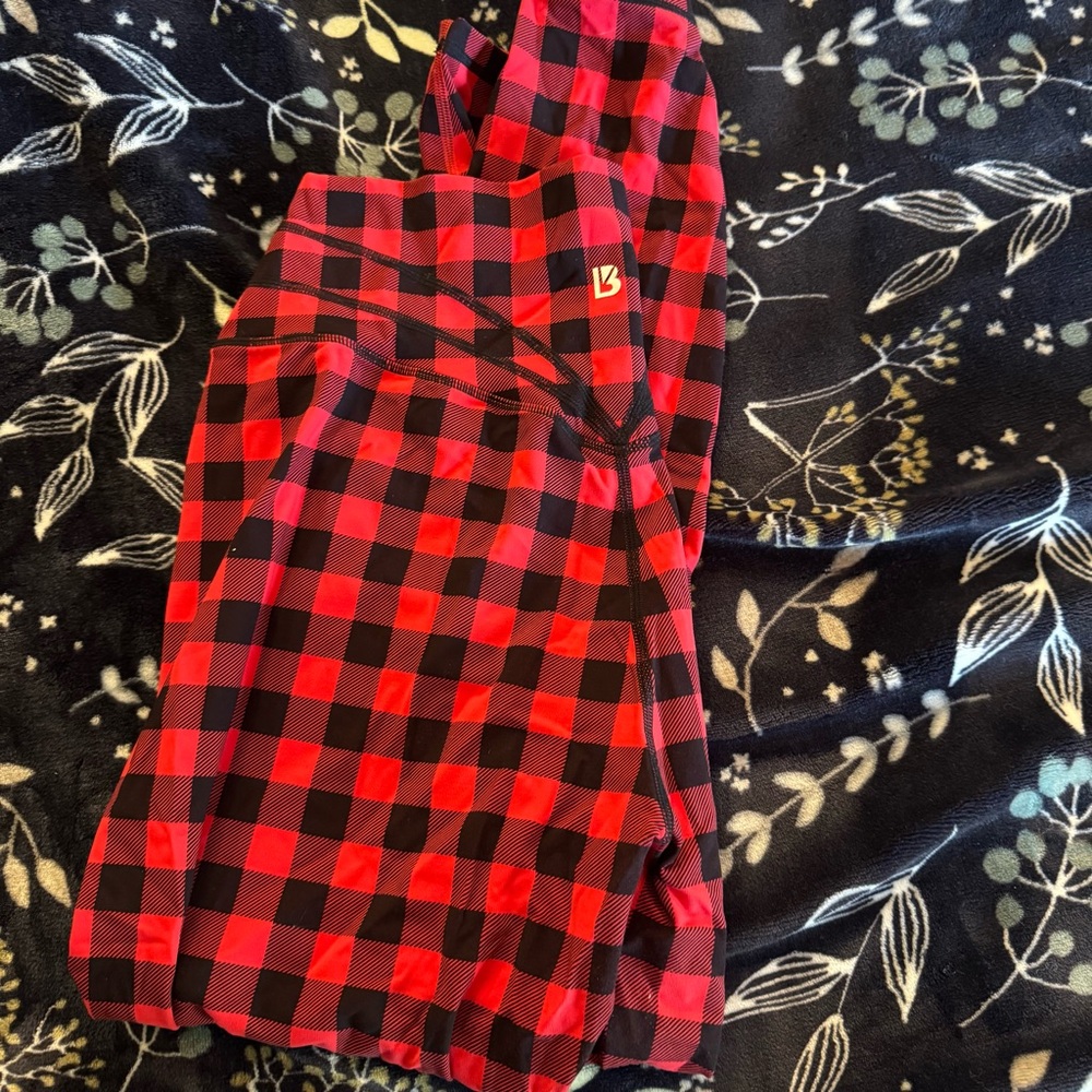 Buffalo David Bitton Red and Black Checkered Leggings